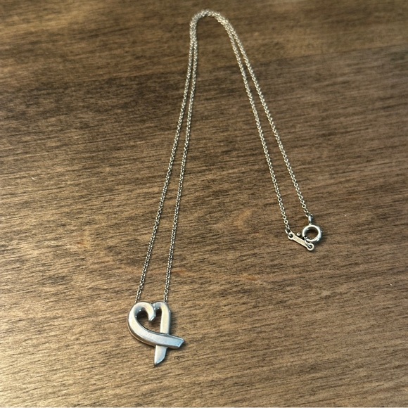 Tiffany & Co Sterling Silver Paloma Picasso Loving Heart Pendant Necklace 16" - Picture 9 of 11